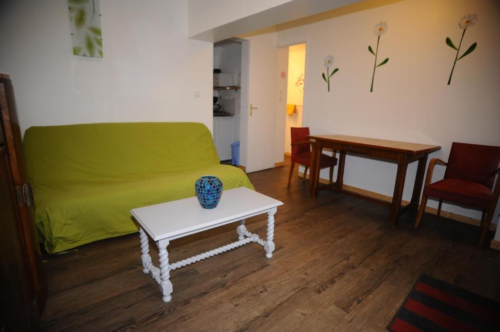 Chateau De Bertreville Bed and Breakfast Kamer foto