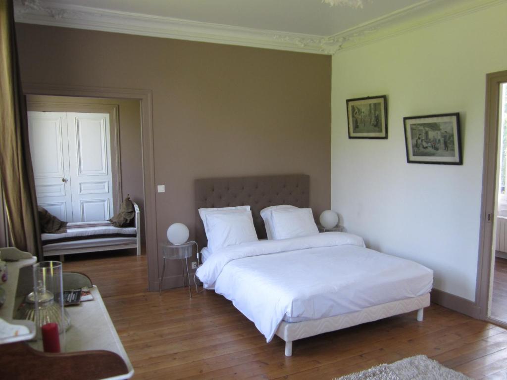 Chateau De Bertreville Bed and Breakfast Kamer foto